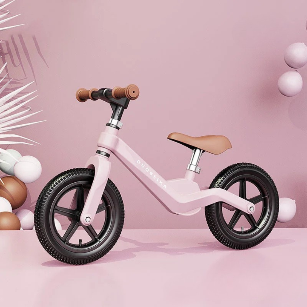 12” inflatable tire balance bike for kids. Lightweight, durable, and pedal-free—perfect for learning balance, coordination, and confidence outdoors.