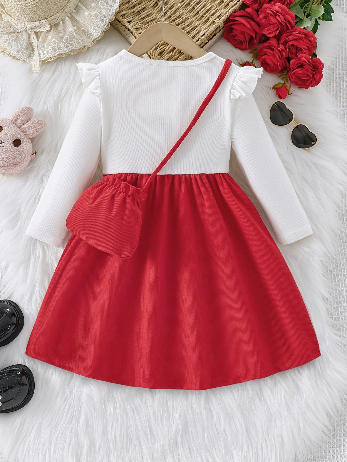 Discover the Charming Long Sleeve Bunny Dress for Girls. Perfect for joyful outings, combining comfort and style. Shop at Toosly.