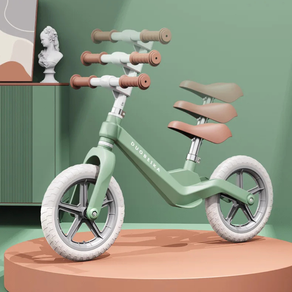 12” inflatable tire balance bike for kids. Lightweight, durable, and pedal-free—perfect for learning balance, coordination, and confidence outdoors.