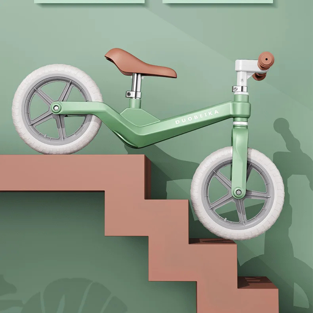 12” inflatable tire balance bike for kids. Lightweight, durable, and pedal-free—perfect for learning balance, coordination, and confidence outdoors.