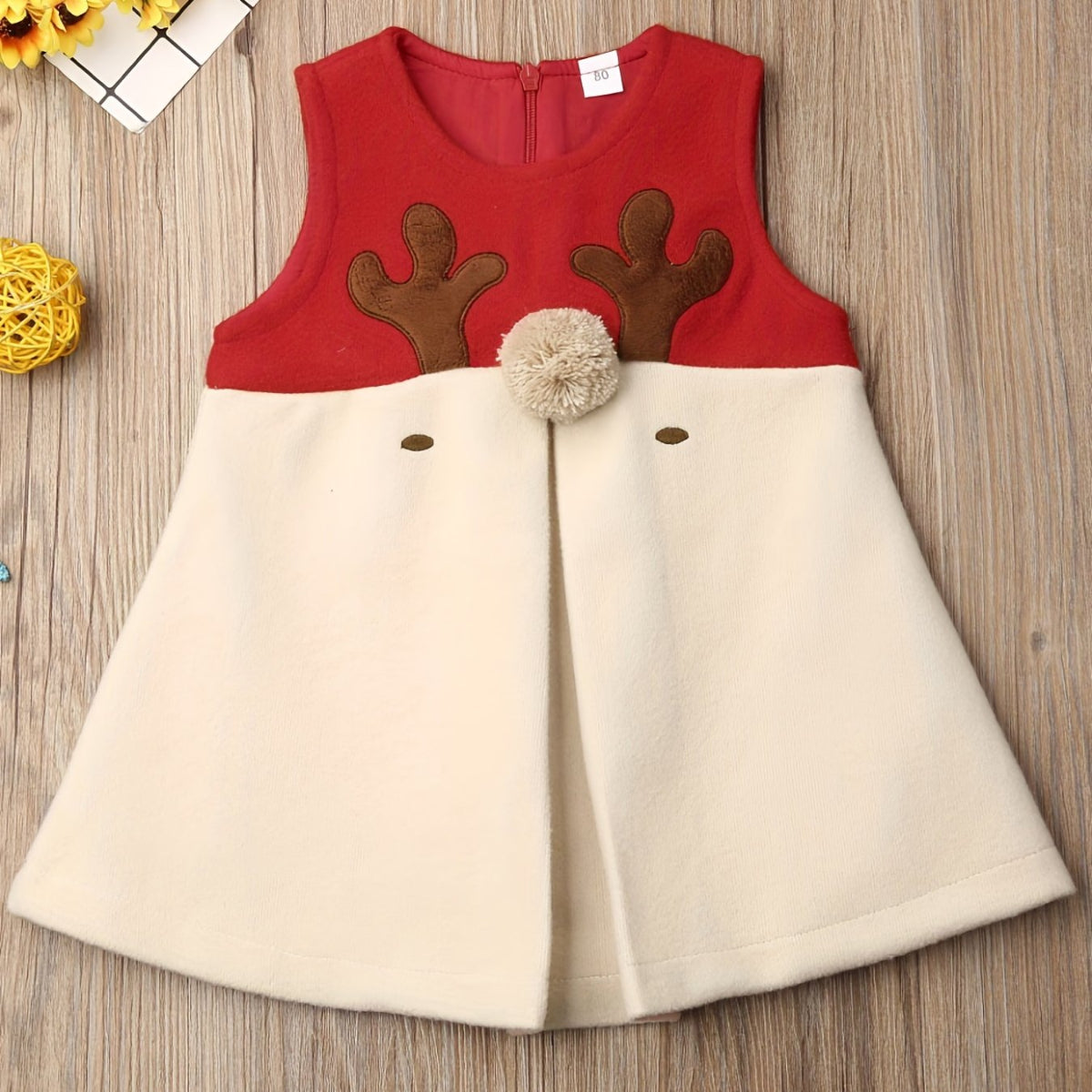 Discover the Charming Reindeer Dress for kids, perfect for festive moments. Comfortable, stylish, and easy to care for. Explore with Toosly.