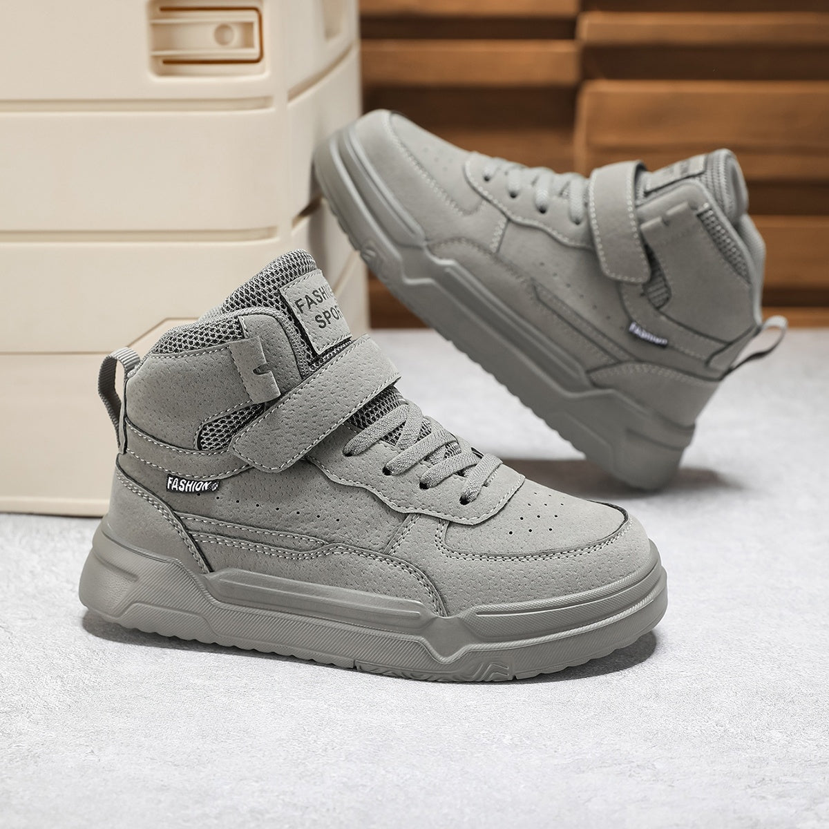 Explore comfort and style with Toosly's High-Top Kids Sneakers. Perfect for adventures, offering safety and independence. Discover now!