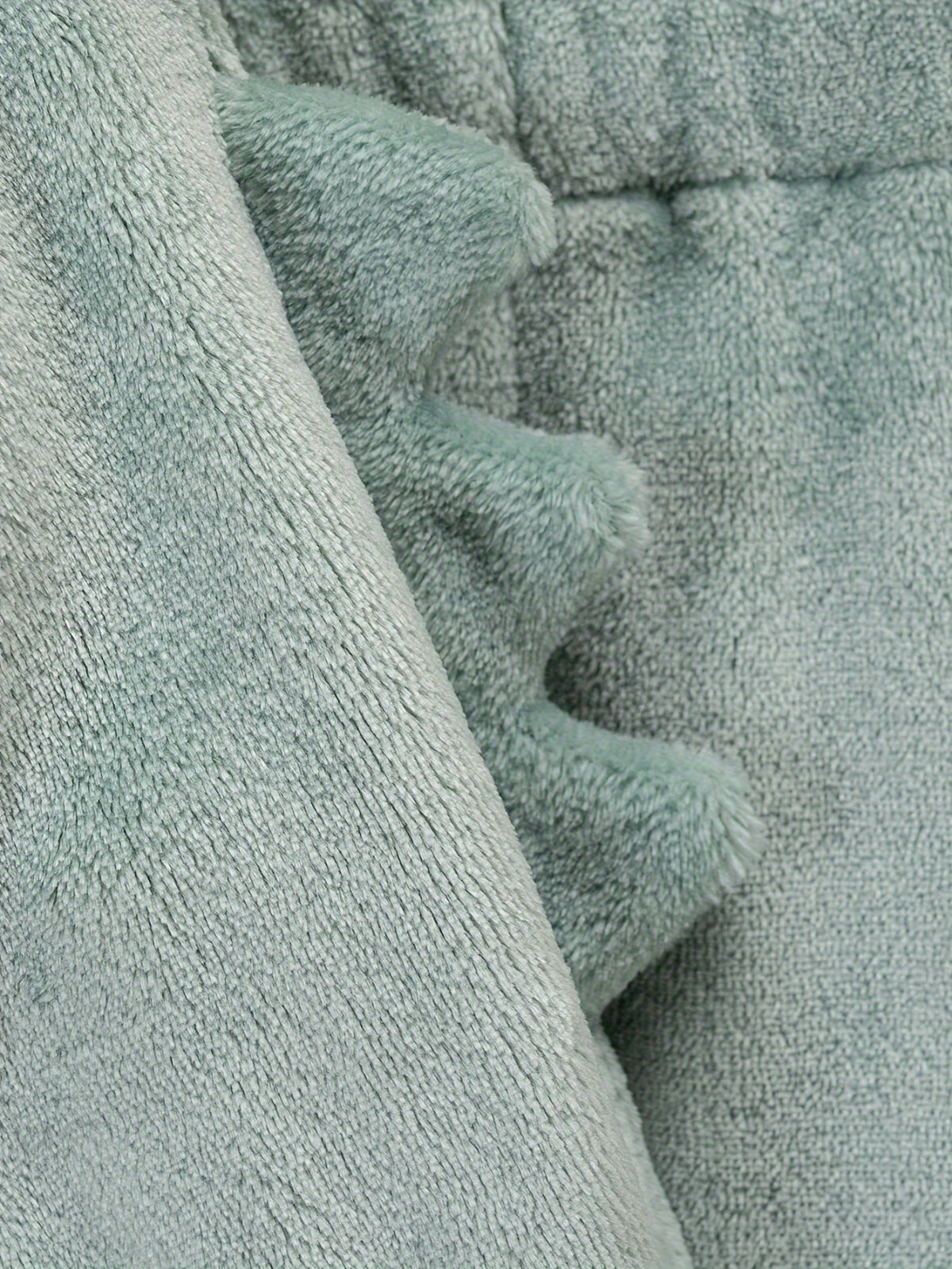 Discover the Cozy Coral Fleece Kids Set with playful animal embroidery. Perfect for warmth and comfort. Shop now at Toosly.