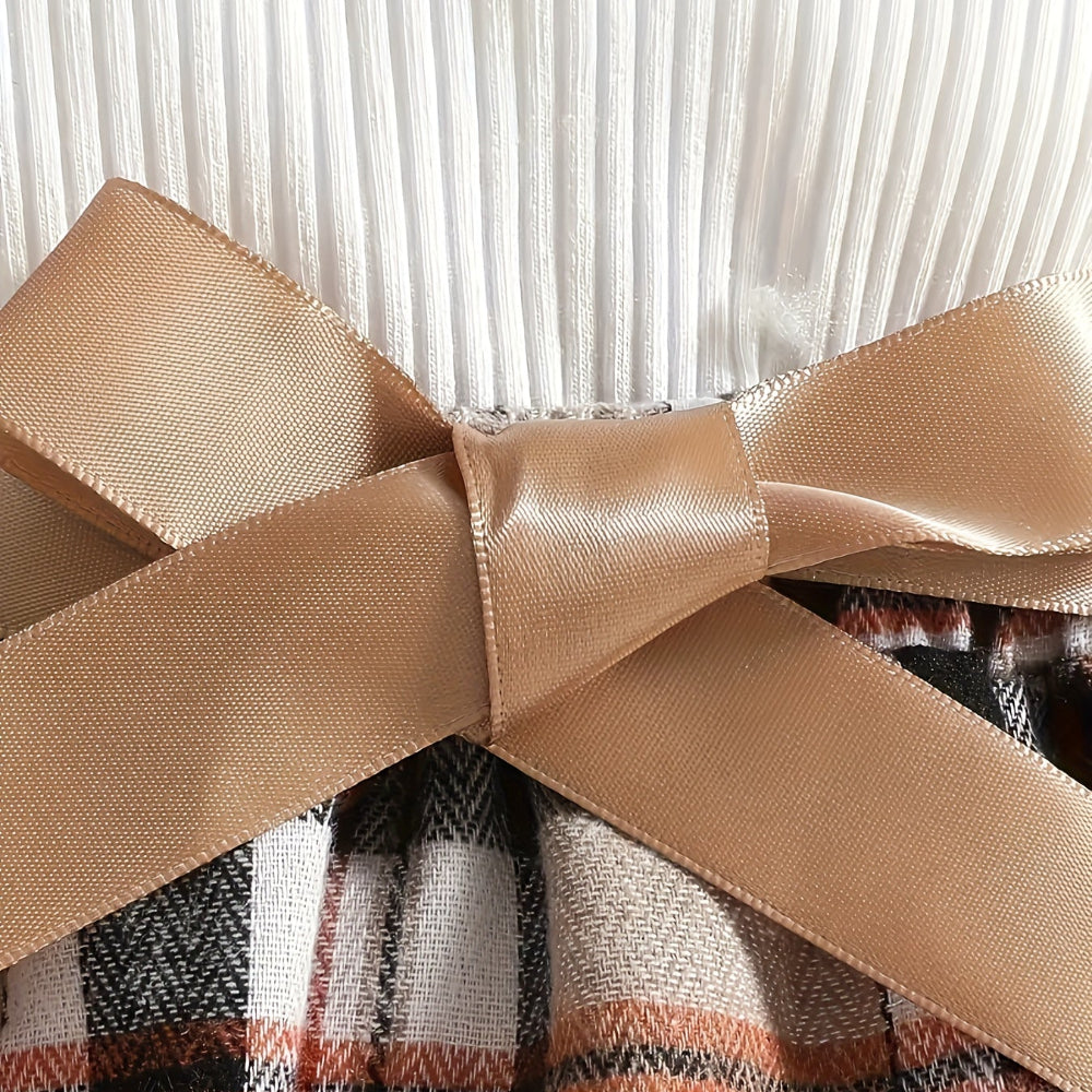 Discover warmth and style with our three-piece set for girls. Perfect for autumn outings. Shop now at Toosly.