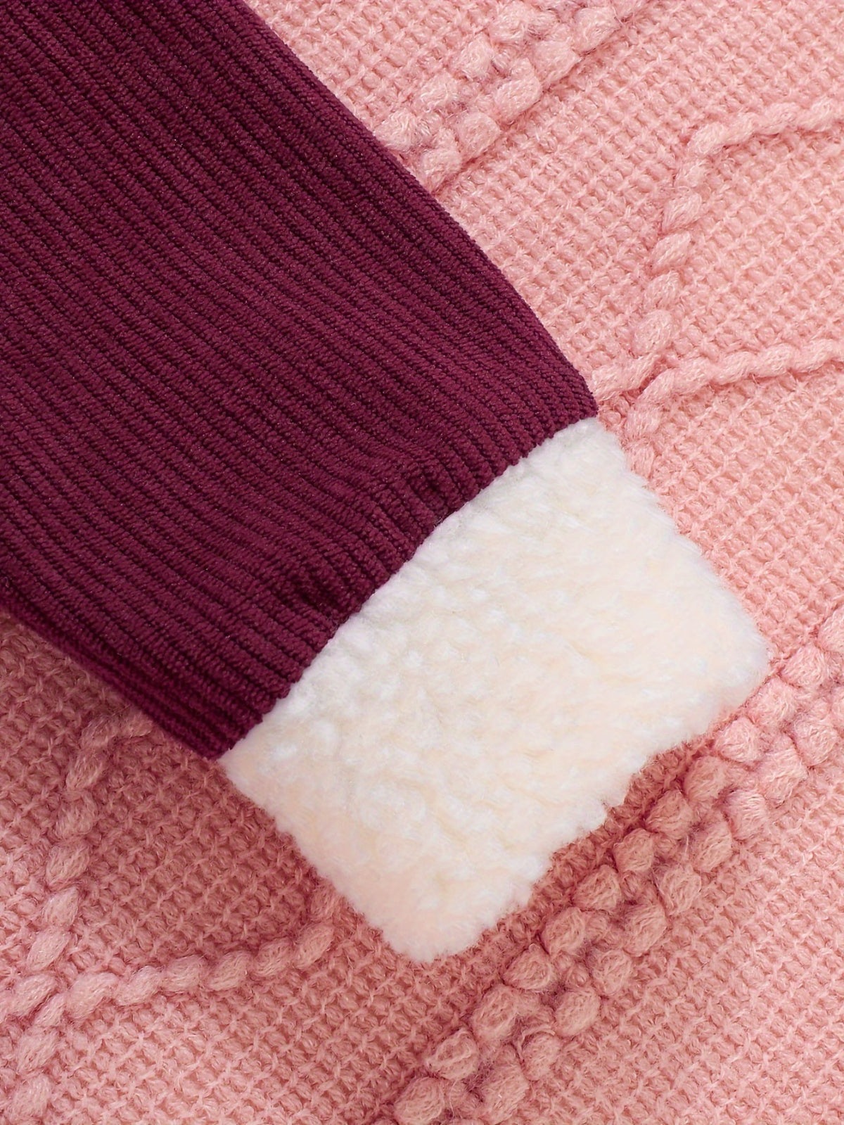 Discover comfort and style with our velvet dress set for girls. Perfect for outdoor adventures. Shop now at Toosly.