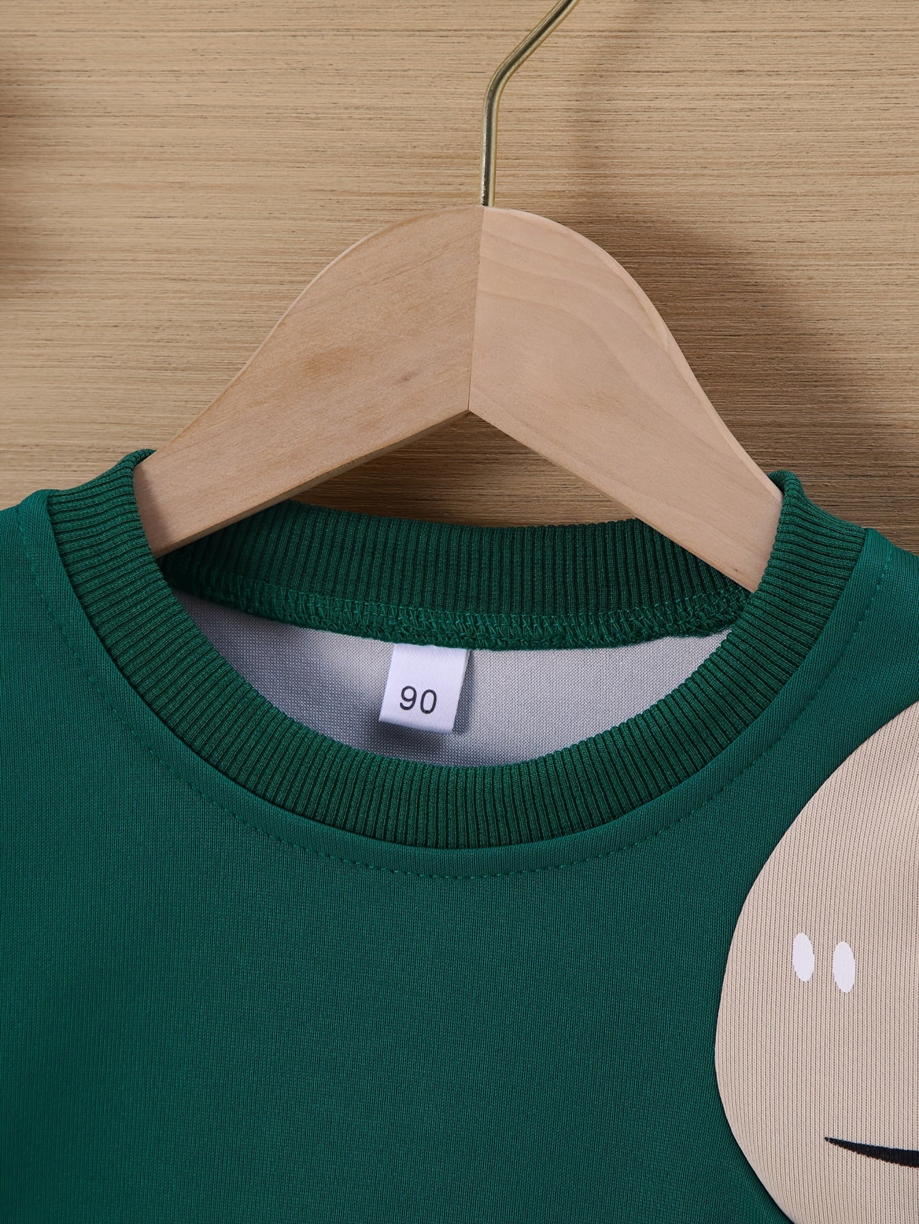 Explore comfort and joy with the Cozy Dinosaur Sweatshirt Set for Kids. Perfect for outdoor adventures. Discover more at Toosly.