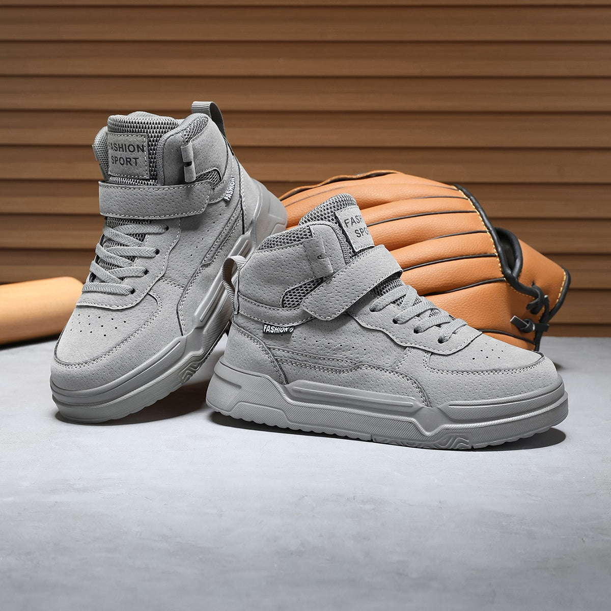 Explore comfort and style with Toosly's High-Top Kids Sneakers. Perfect for adventures, offering safety and independence. Discover now!