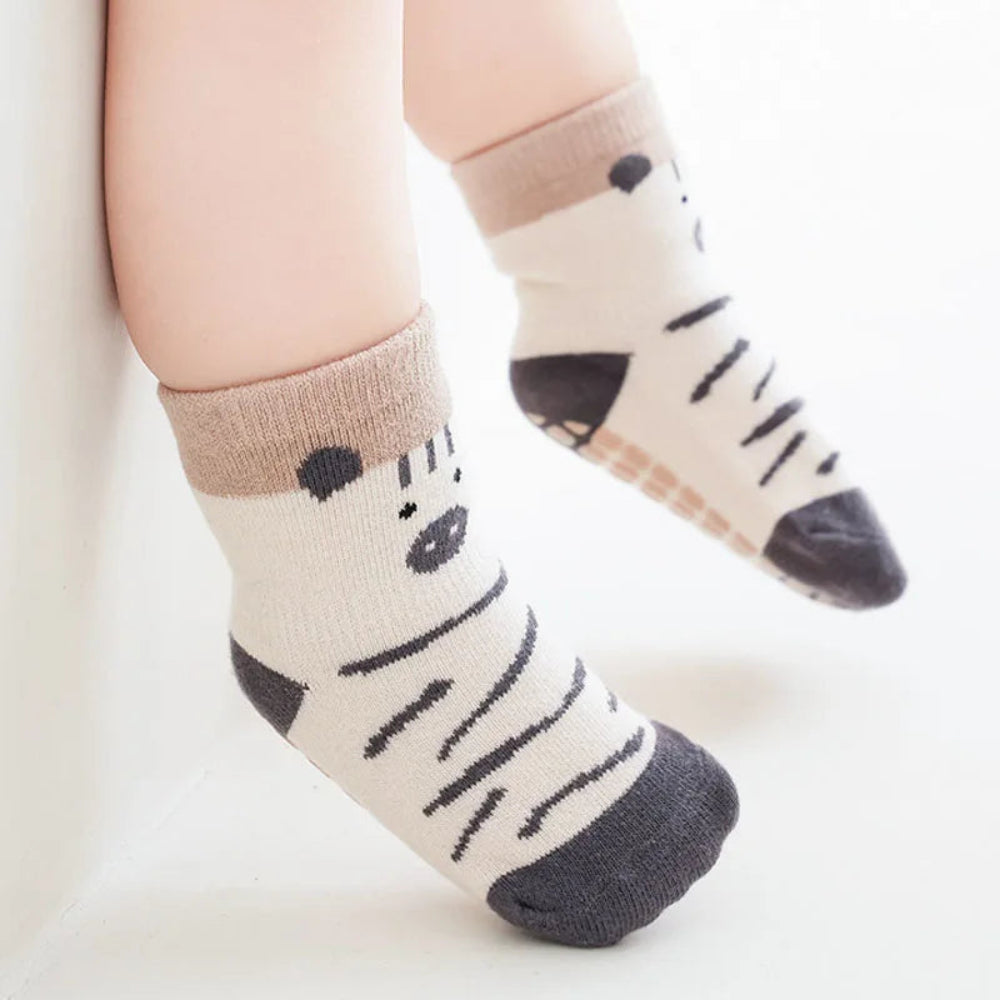 Soft non-slip socks for kids. Safe, breathable, and comfy 5-pair set — perfect for toddlers’ daily play, walking, and home comfort.