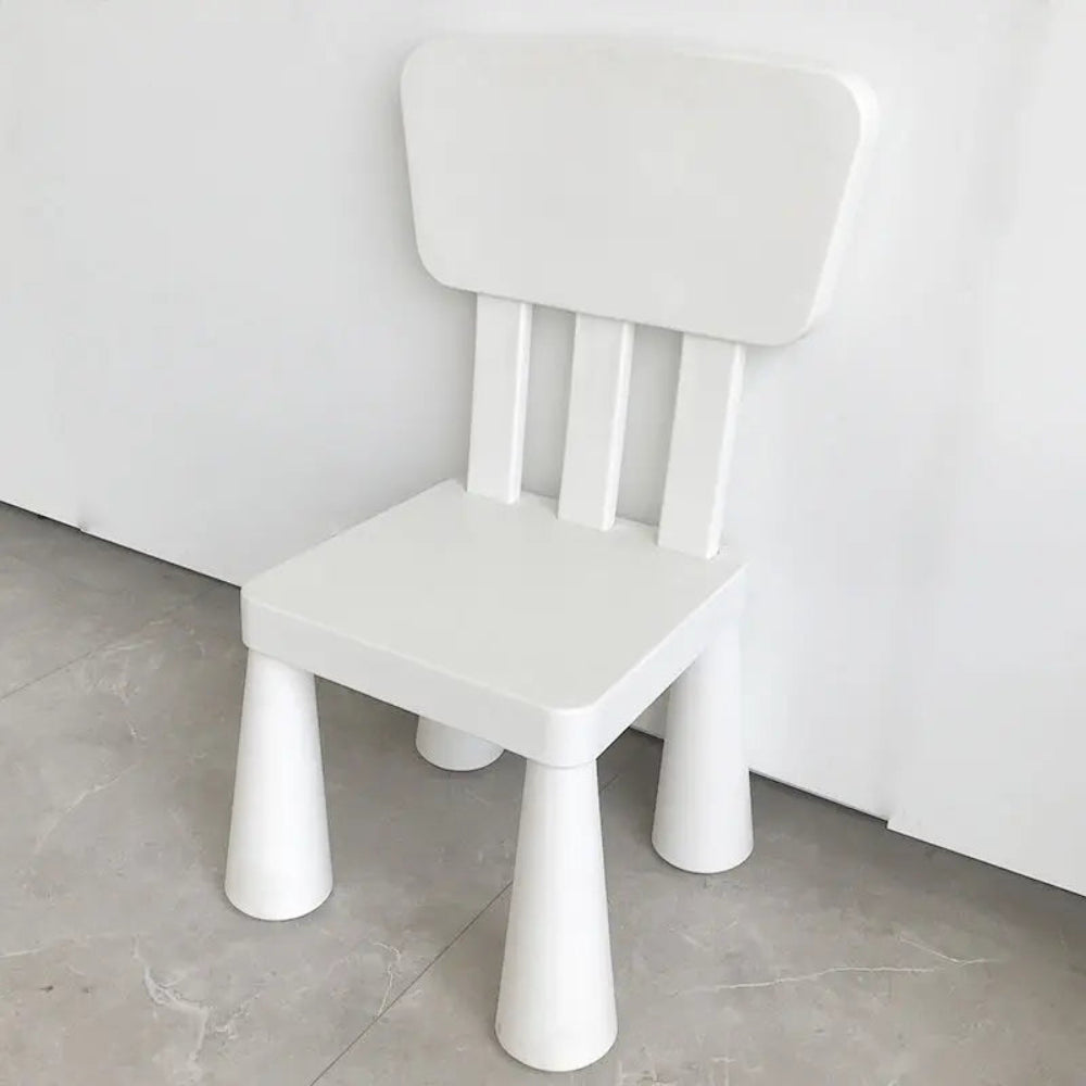 Modern minimalist montessori kids chair with ergonomic design. Lightweight, durable, and safe — perfect for dining, study, and everyday comfort.
