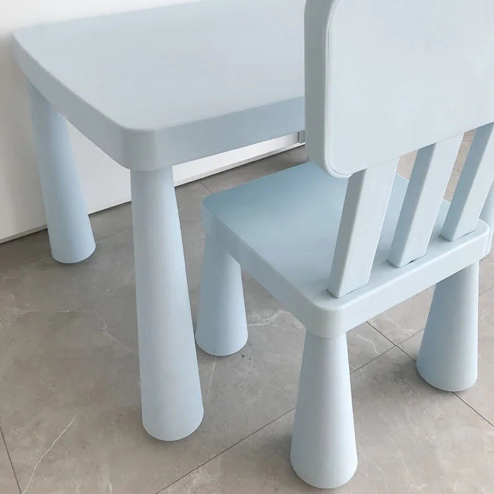 Modern minimalist montessori kids chair with ergonomic design. Lightweight, durable, and safe — perfect for dining, study, and everyday comfort.
