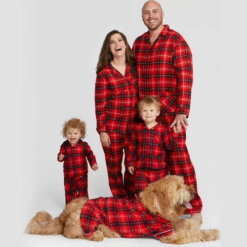 High-quality plaid family Christmas pajamas. Soft button-up set for adults and kids, perfect for cozy winter nights and festive photos.
