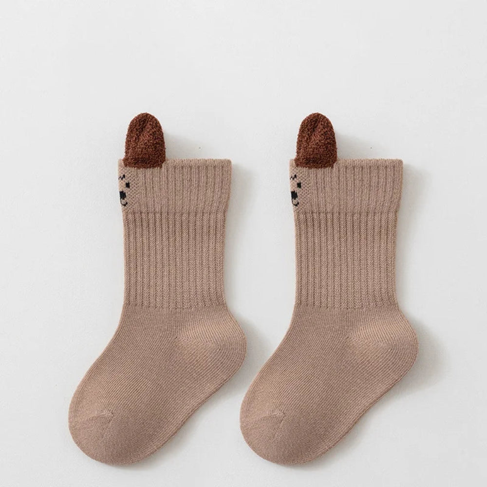 Soft cotton cartoon socks for kids. Breathable, comfy, and adorable—perfect for boys and girls aged 0–8 years for autumn and winter wear.