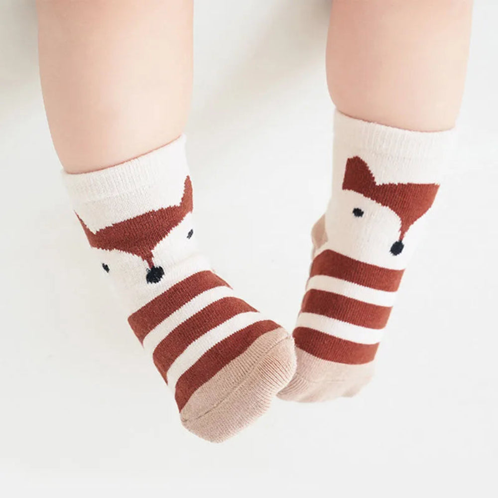 Soft non-slip socks for kids. Safe, breathable, and comfy 5-pair set — perfect for toddlers’ daily play, walking, and home comfort.