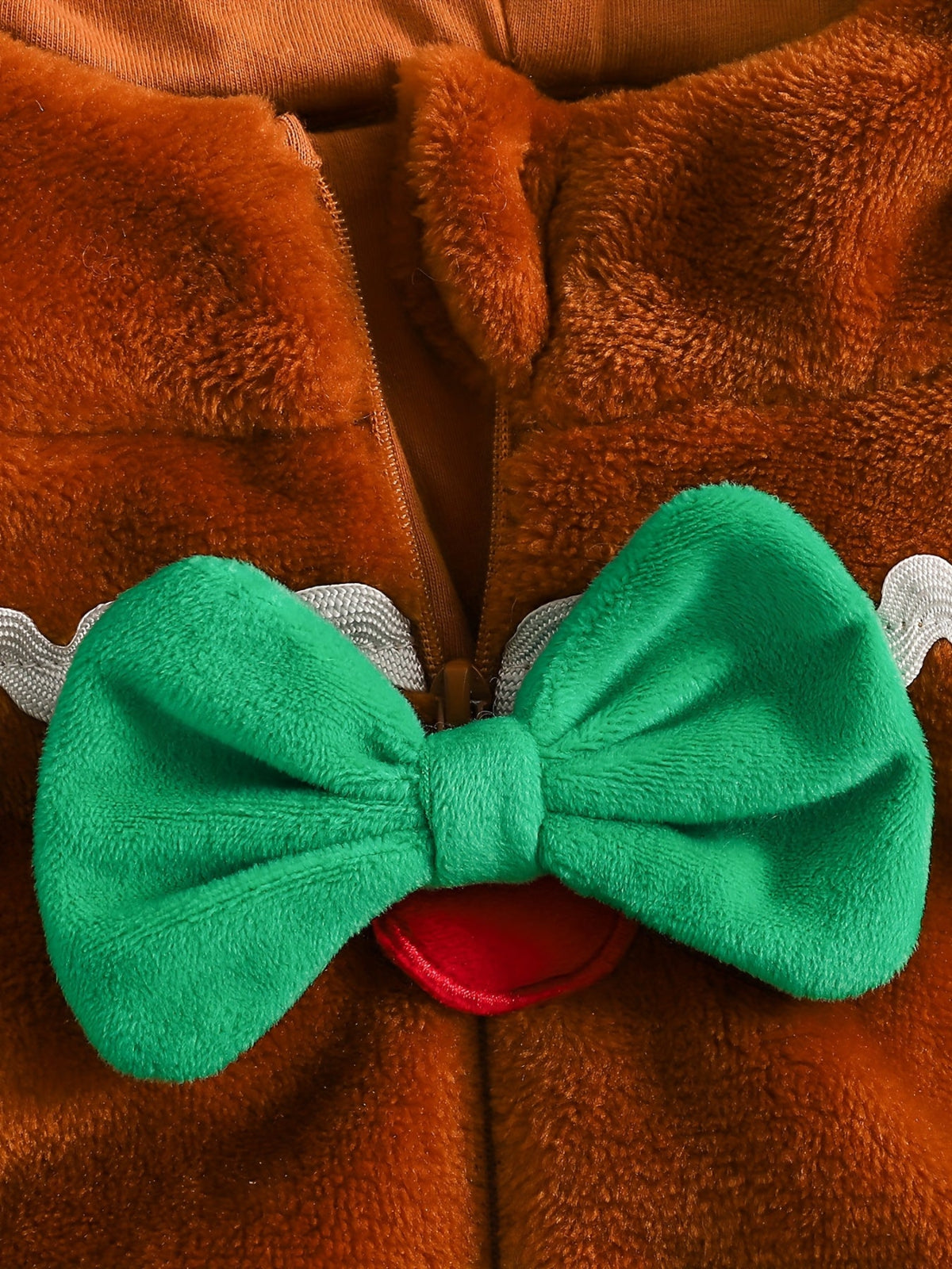 Discover warmth and fun with the Cozy Cartoon Hooded Winter Onesie for kids. Perfect for outdoor adventures, this onesie combines comfort and charm.