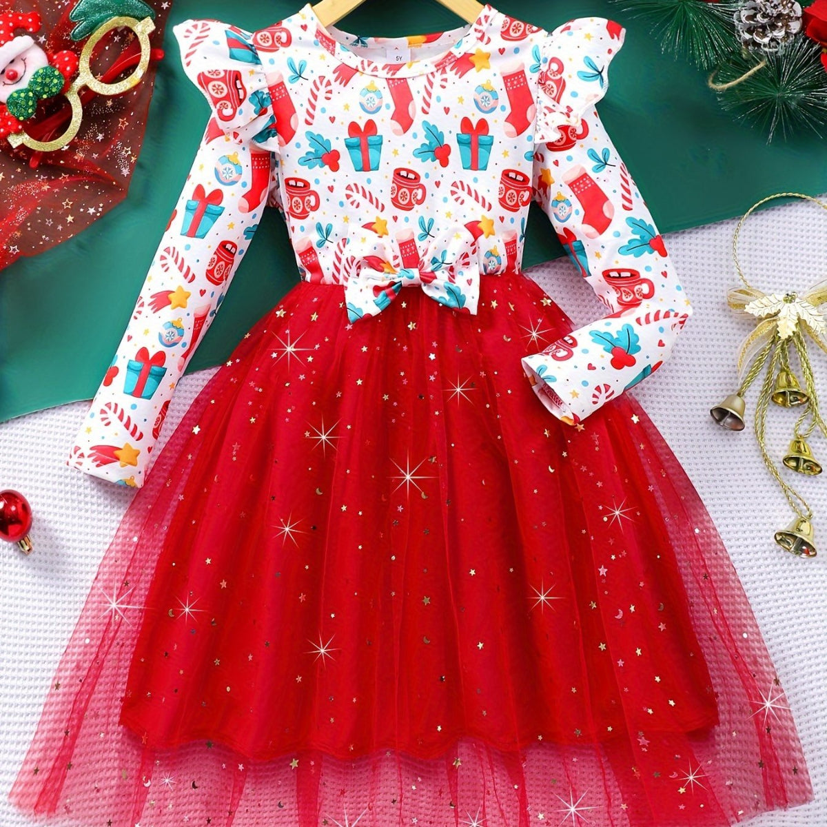 Discover the perfect Christmas dress for girls with our festive long sleeve design. Comfortable, stylish, and easy to care for, ideal for holiday celebrations.
