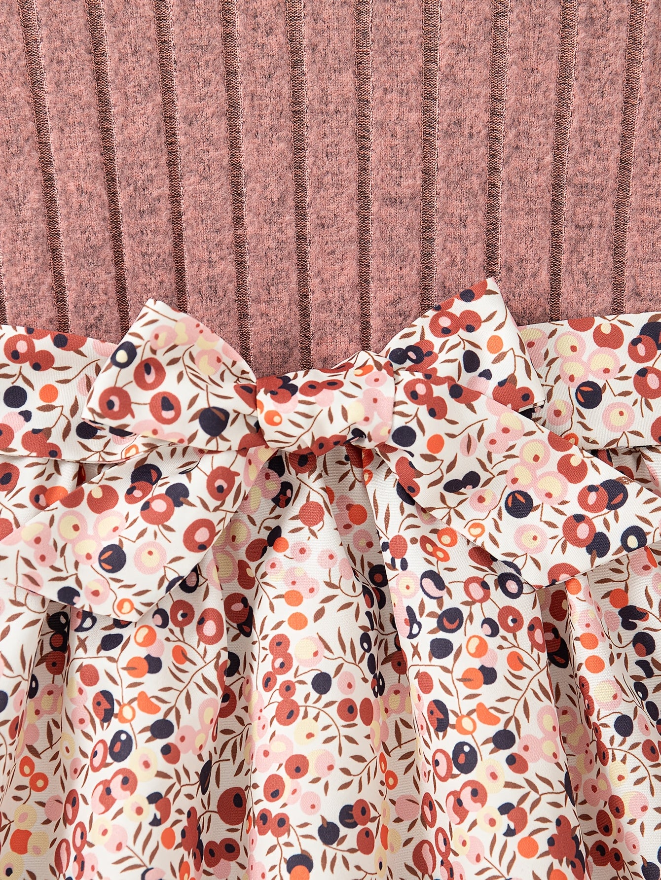 Discover elegance and comfort with the Charming Puff Sleeve Dress for Girls. Perfect for school and casual outings. Shop now at Toosly.