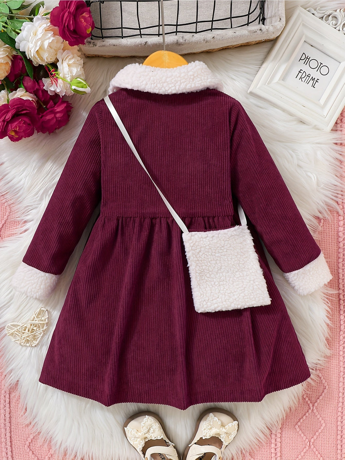 Discover comfort and style with our velvet dress set for girls. Perfect for outdoor adventures. Shop now at Toosly.
