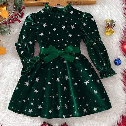 Discover the Starry Velvet Dress for girls. Soft, elegant, and perfect for any occasion. Ideal for parents seeking comfort and style.