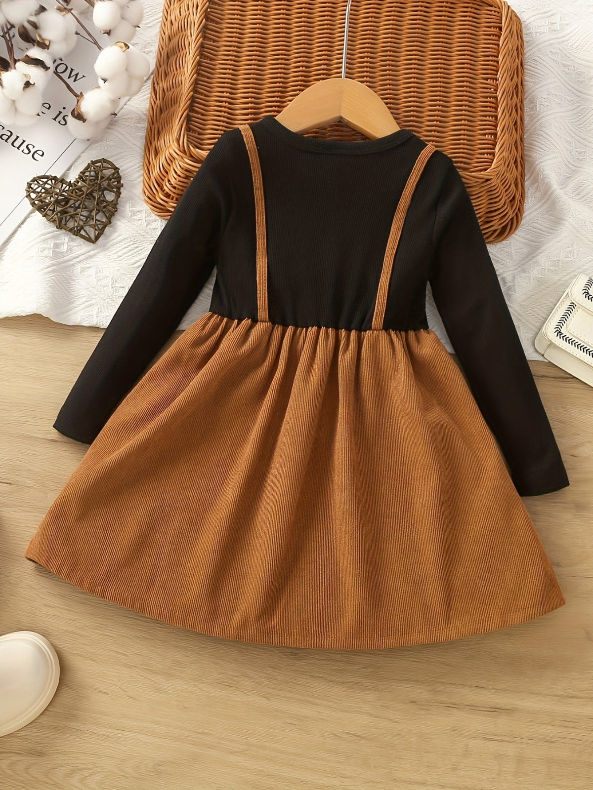 Discover the Charming Velvet Bow Dress for kids. Perfect for winter festivities, combining comfort, style, and practicality. Shop now at Toosly.