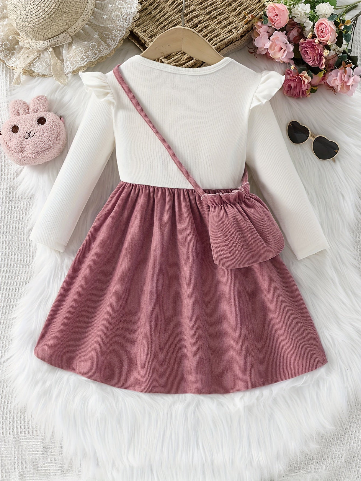 Discover the Charming Long Sleeve Bunny Dress for Girls. Perfect for joyful outings, combining comfort and style. Shop at Toosly.