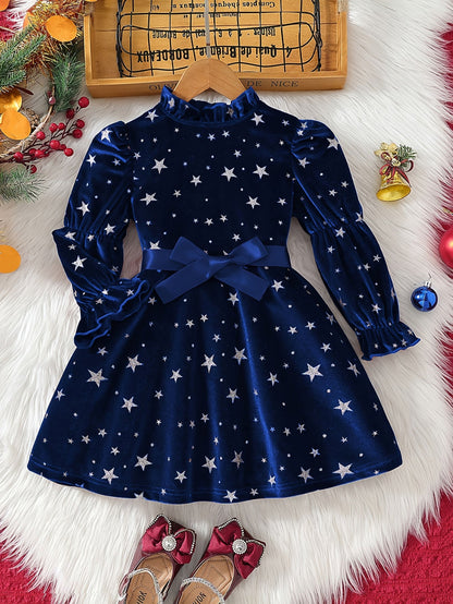 Discover the Starry Velvet Dress for girls. Soft, elegant, and perfect for any occasion. Ideal for parents seeking comfort and style.